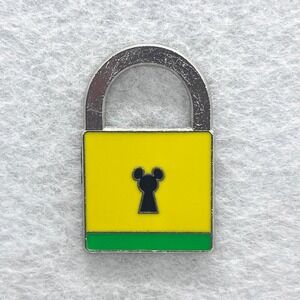 🔮 5/$25 Disney Pluto Lock Pin